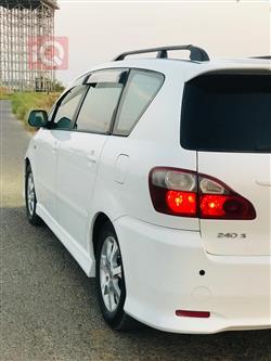 تۆیۆتا ئیپسەم